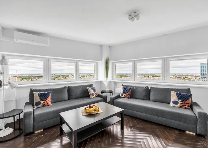 Apartments With View Of Warsaw 23Rd Floor